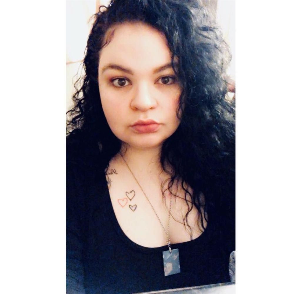 Meet your Posher, Angela
